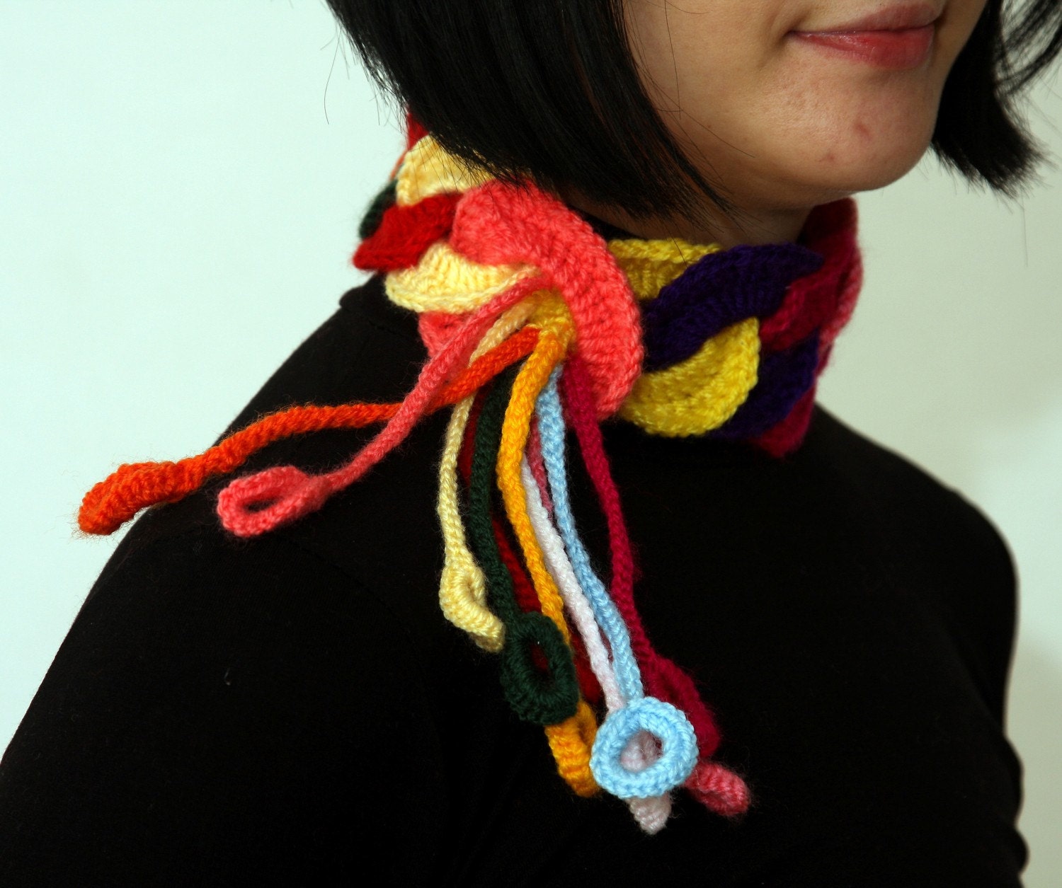 Colorful 
neck-warmer