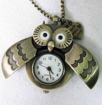 owl Pocket Watch locke Necklace (with a little heart)