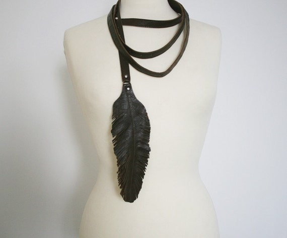 double wrap leather belt with hanging feather - BROWN