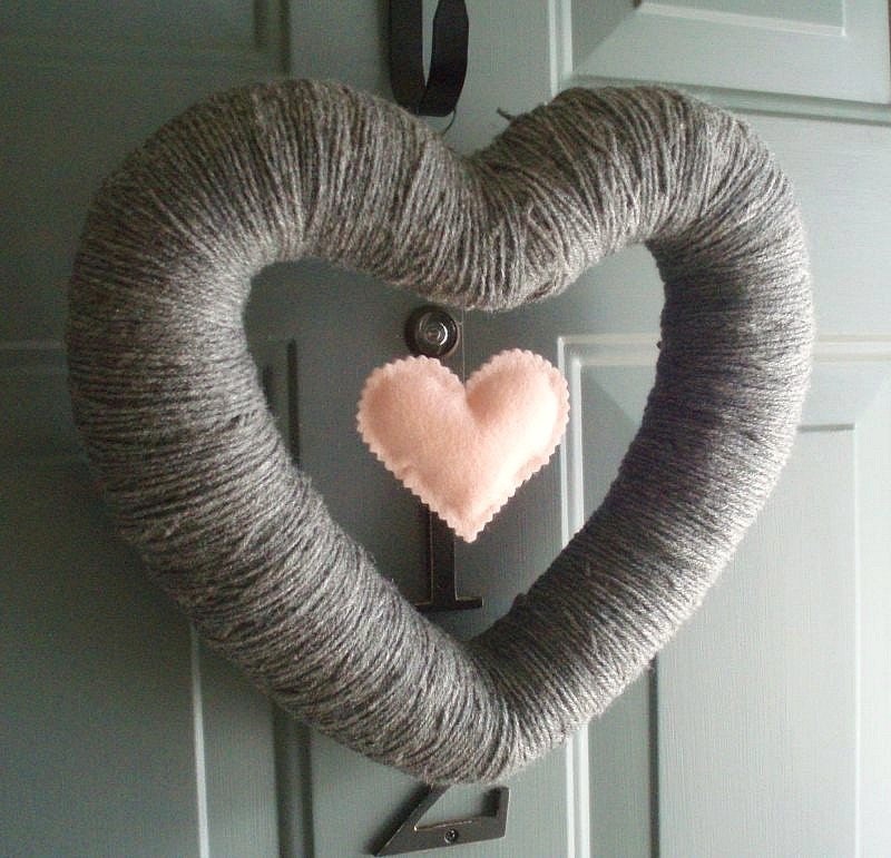 My Heart Handmade Front Door Yarn Wreath - 12in