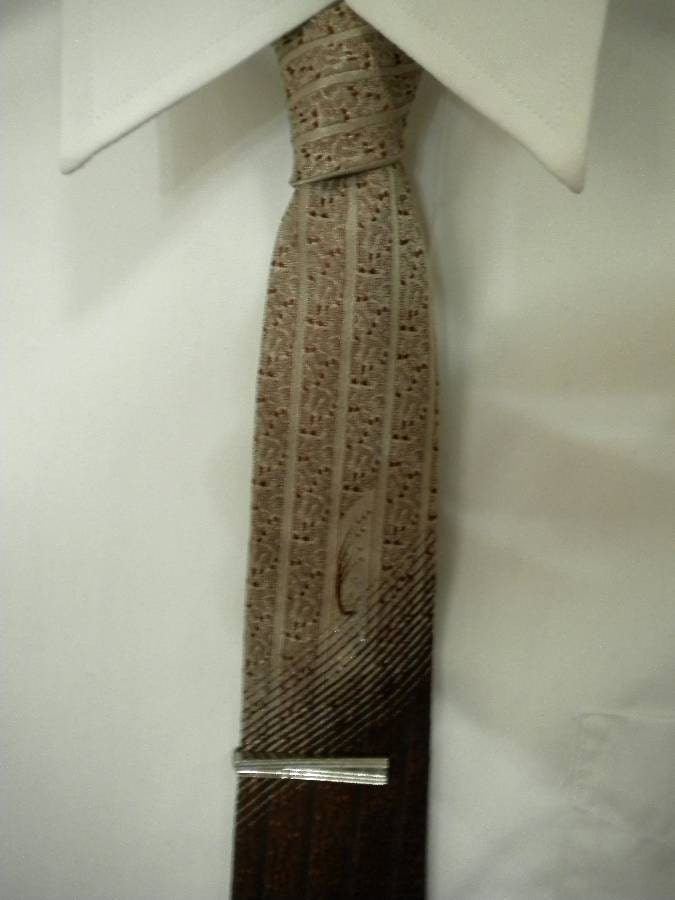 Vintage Skinny Tie, Mad Men Era, 1960s Brown Wembley