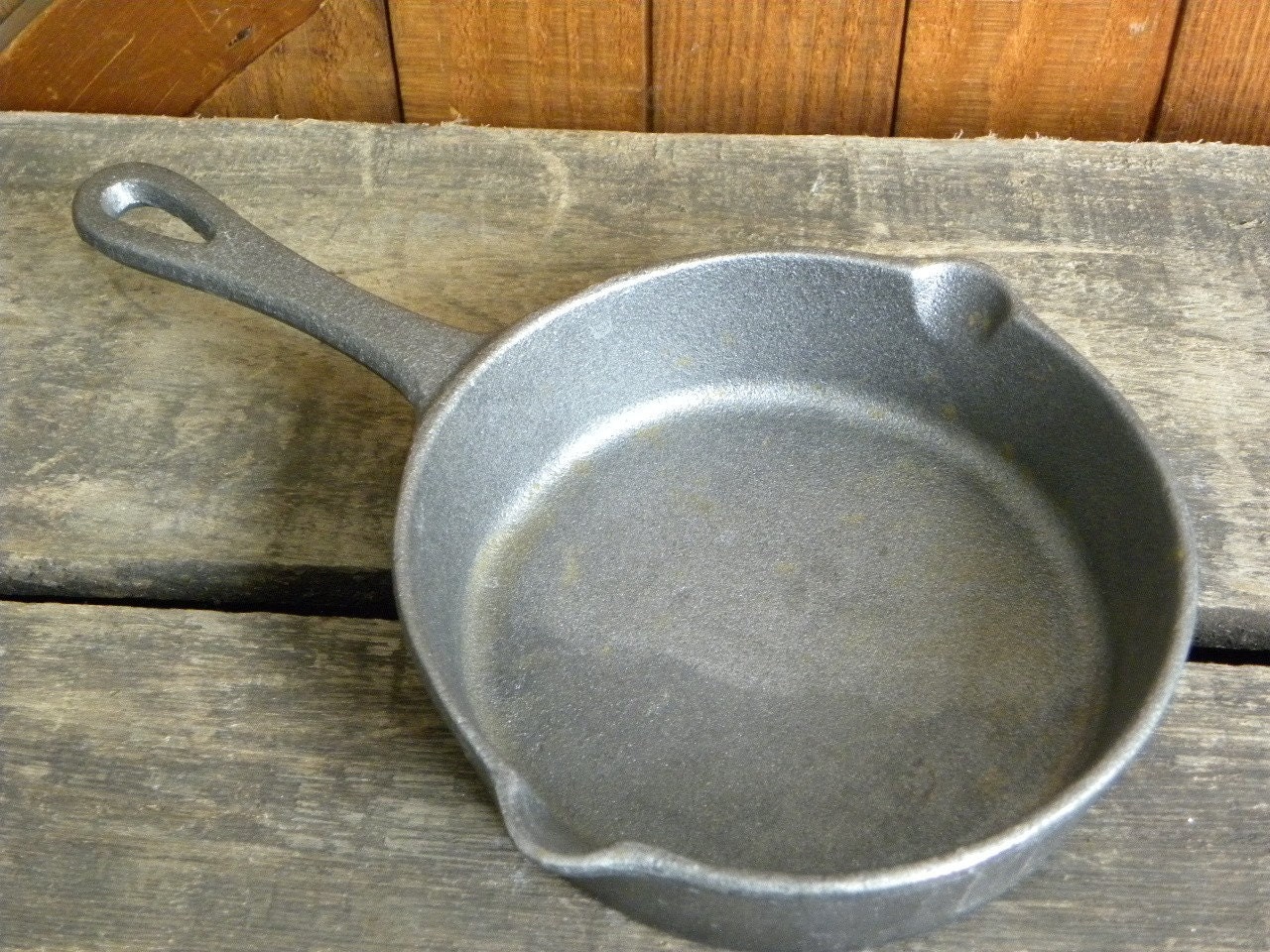 Vintage Small Dark Silver Cast Iron frying pan