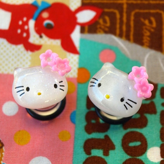 Hello Kitty Gauges. 00g (10mm) Hello Kitty Plugs gauge studs streched lobes Cute Chic Acrylic