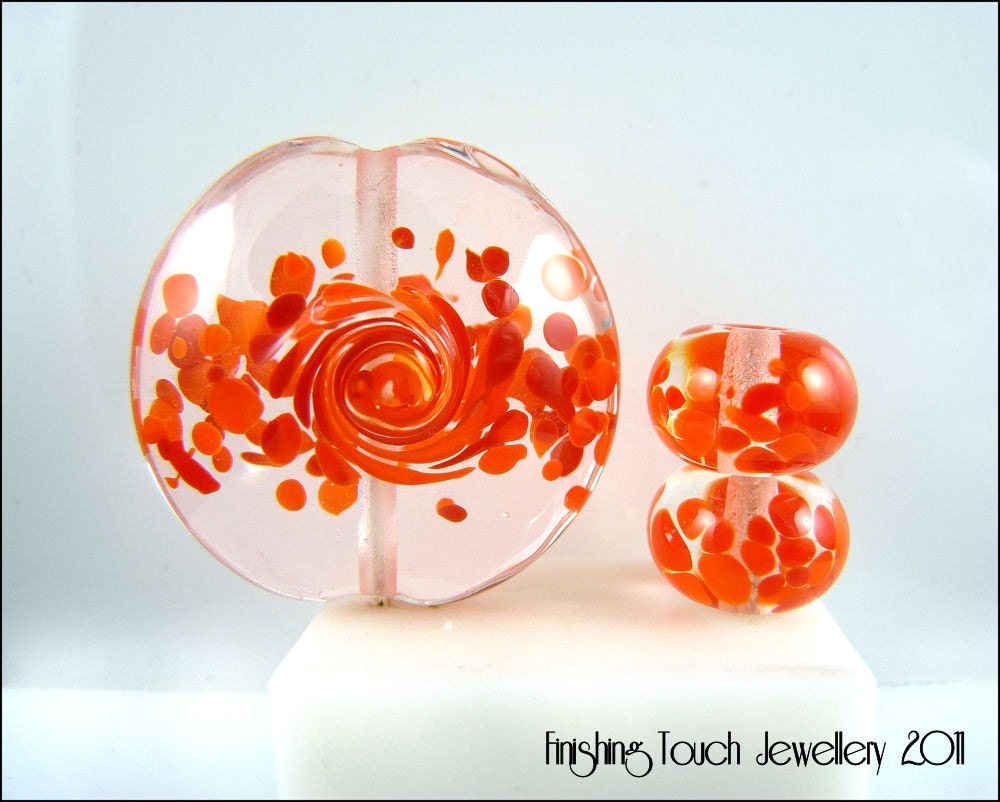 Handmade Lampwork Lentil Pendant by Stephanie Gough of FinishingTouchJewels.