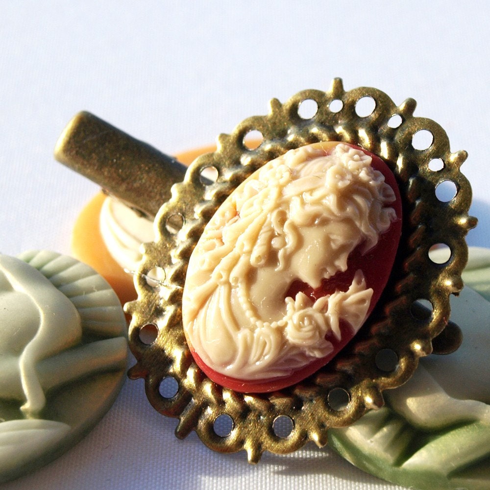 Shell Victorian Aristocratic Cameo Hair Clip Woman by glamasaurus wedding 
