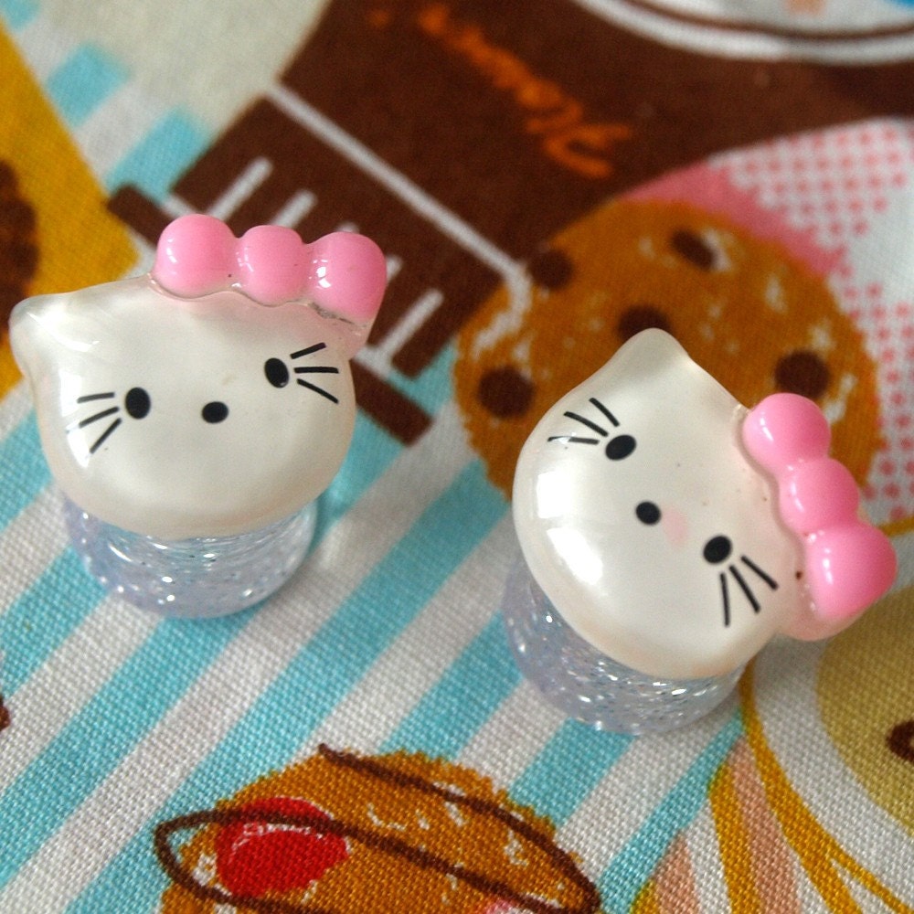Hello Pretty Kitty 00g 10mm Saddle Plugs Hime by glamasaurus : hello kitty 