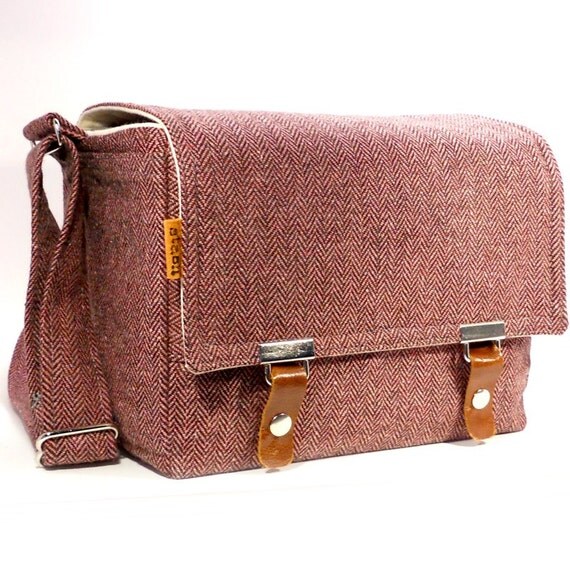 Medium DSLR camera bag with padded insert  - pink and brown wool