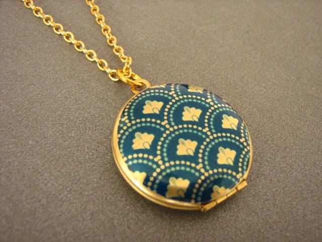 Deco Fantail Locket Necklace Blue And Gold
