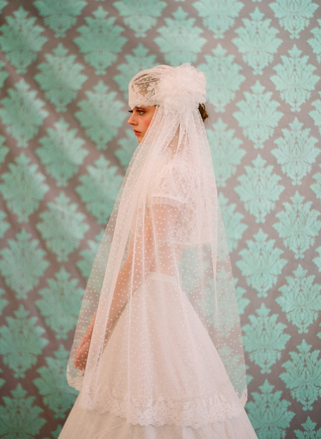 Bridal lace cap with veil, french and vintage inspired - Style 103 - Made to Order