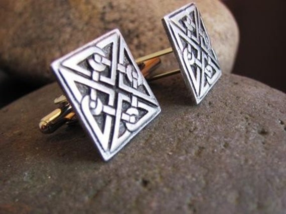 Celtic Knotwork Cufflinks in Pewter - SqUaRe