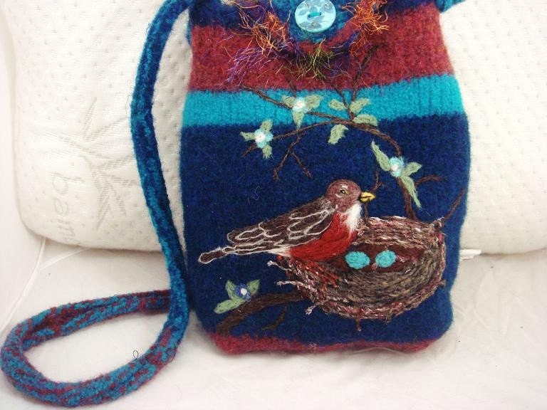 Robin bird in a nest blue, rust felted purse