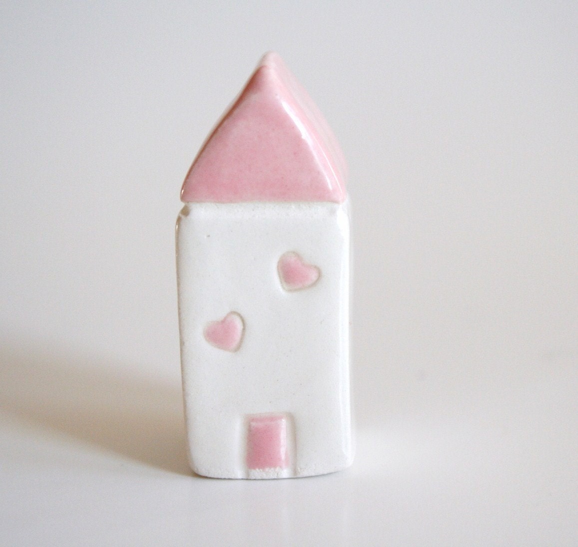 Floating Hearts Little House - Pink White