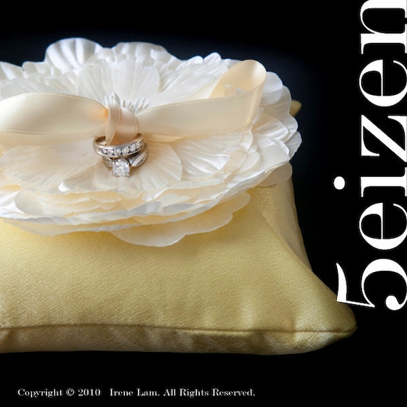 Elle Series - Light Yellow Wedding Ring Pillow (MAY PROMOTION)
