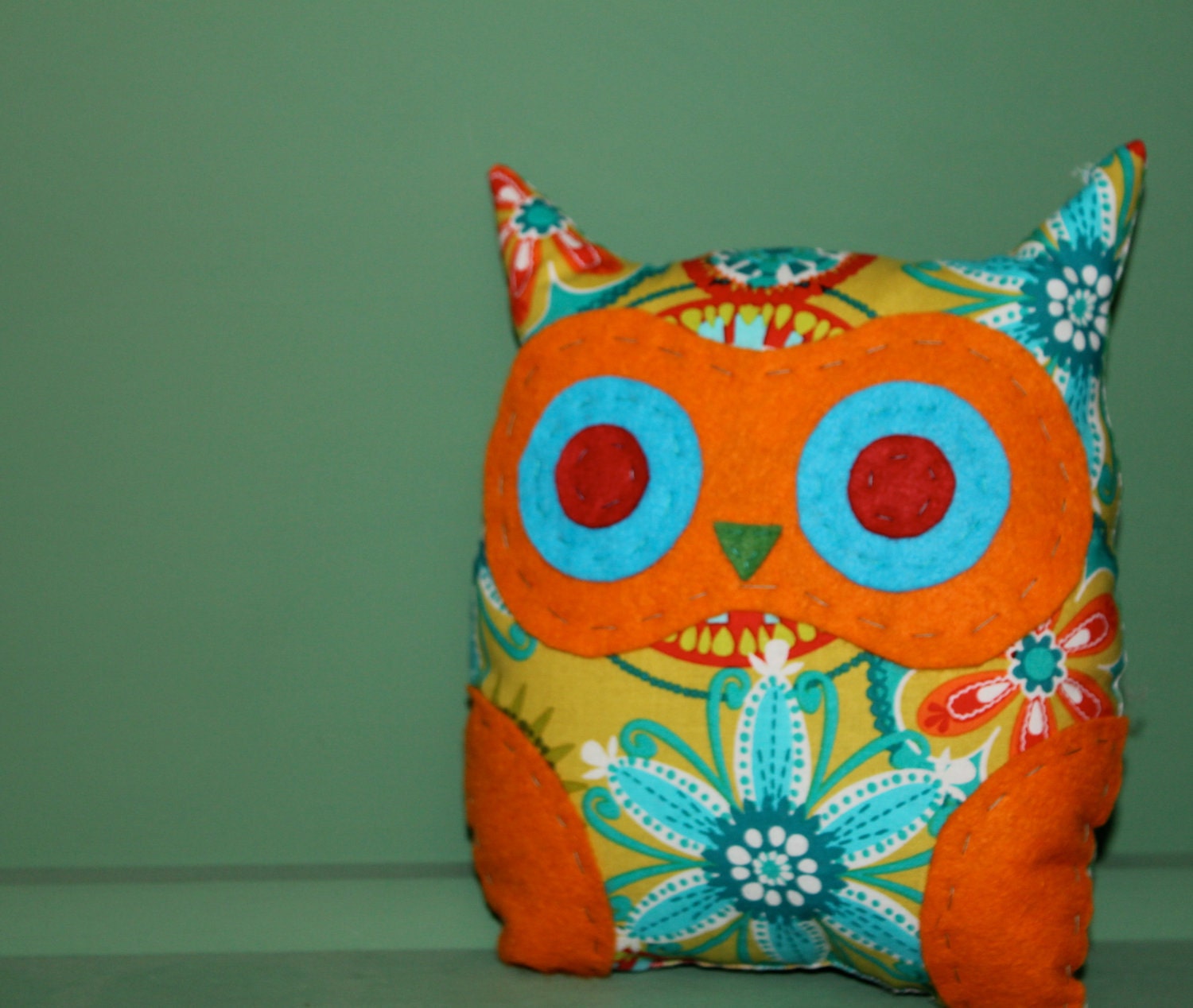 owl cushion retro 1960s