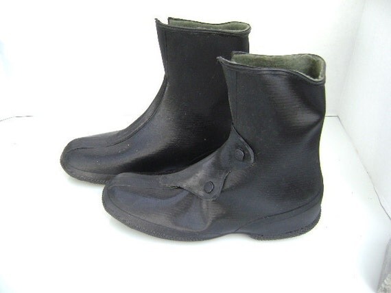 Deadstock, Vintage Galoshes, boho, rubber boots, overshoes, black, vintage size, small, 1940s, pull over shoes, Granny boots, Antique, Other Sizes Available