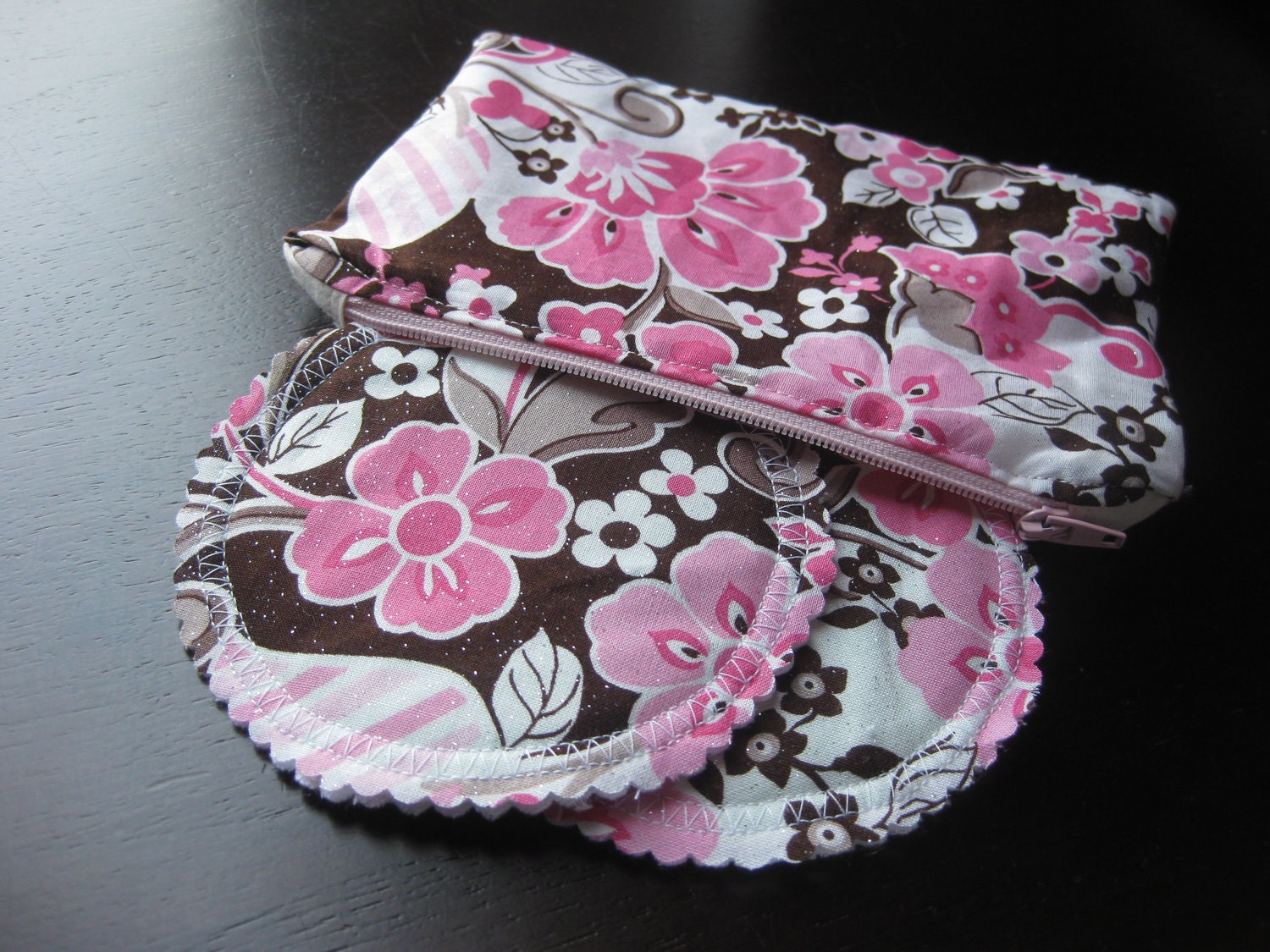 Lined Zipper Pouch with Washable Organic Breast Pads w Bamboo and PUL