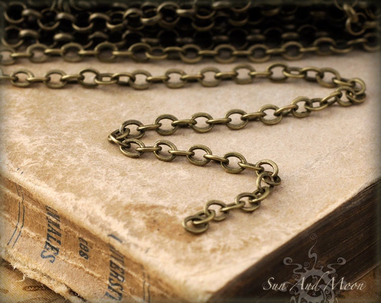 Vintage Style Brass Chain - Handmade Brass Chain - 25 Feet - Very High Quality - Closed Links - Perfect for Necklaces and Bracelets