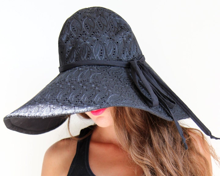 Black Eyelet Floppy Hat by Mademoiselle Mermaid