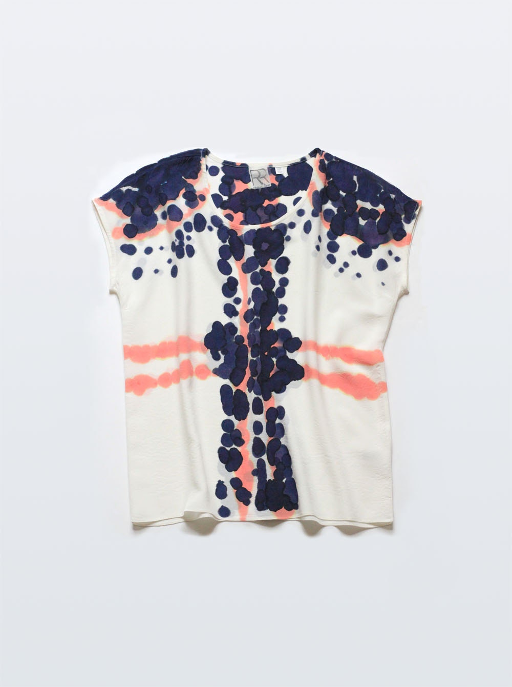 Silk Tee Mimic Dot in Coral & Raven Blue