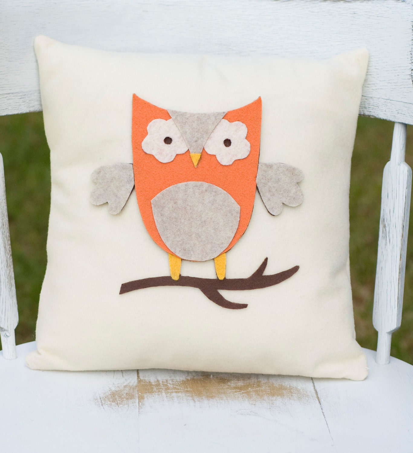 SALE- Hoot- Decorative Felt Owl Burlap Pillow 14X14
