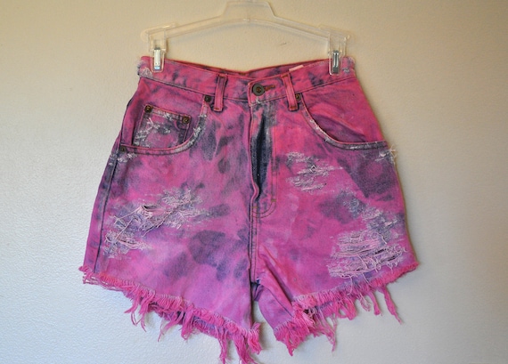 Hand Dyed Fuchsia Pink Urban Style Denim Distressed High Rise Vintage Shorts - Misses Size 3/4