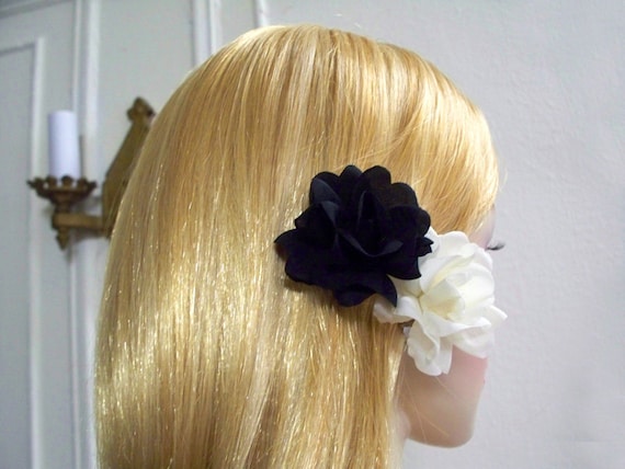 Ivory Black Small Polianta Rose Duo Hair Clip Wedding Accessory luxury