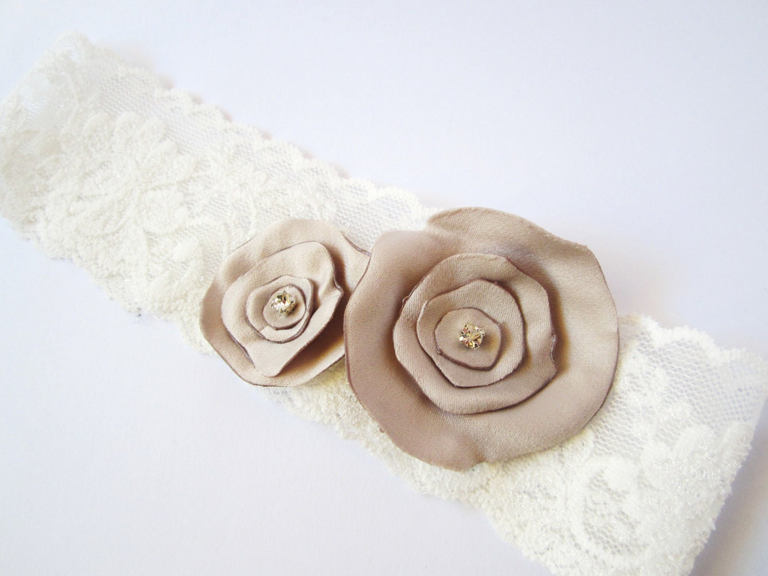 Garter Set in Ivory Lace with Satin Flowers and Swarovski Crystals - Shown : Champagne