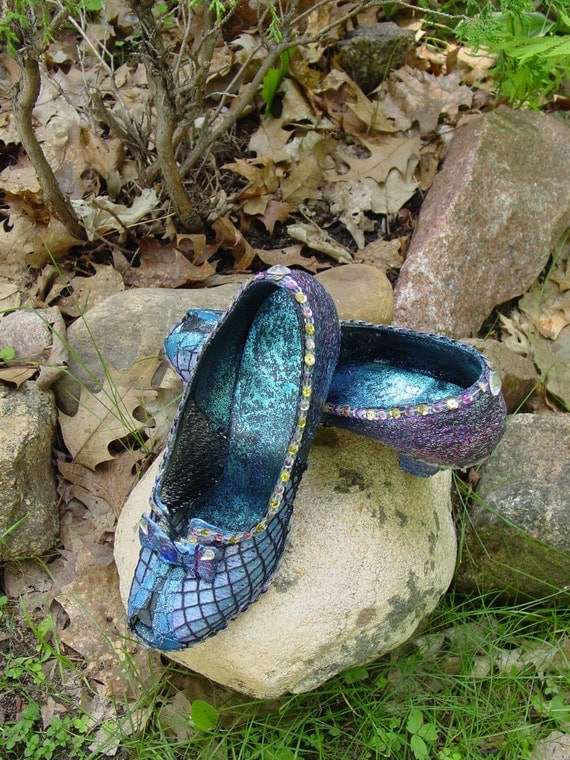 Recycled vintage  theatrical MAGIC   art shoes from the Wizard of Oz series. Auntie Em.