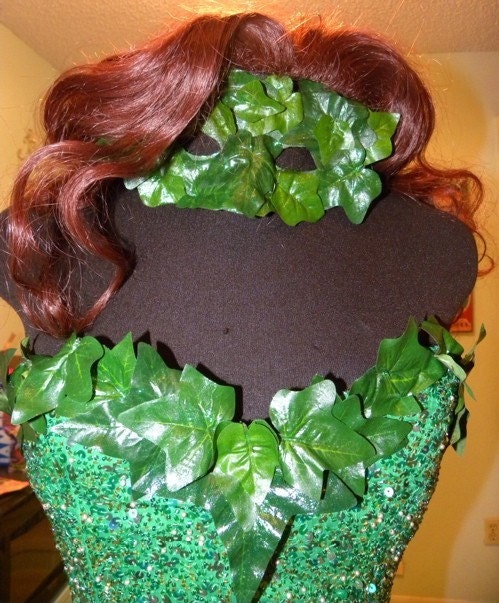 poison ivy costume make up tutorial for halloween. Sexy Poison Ivy Costume with