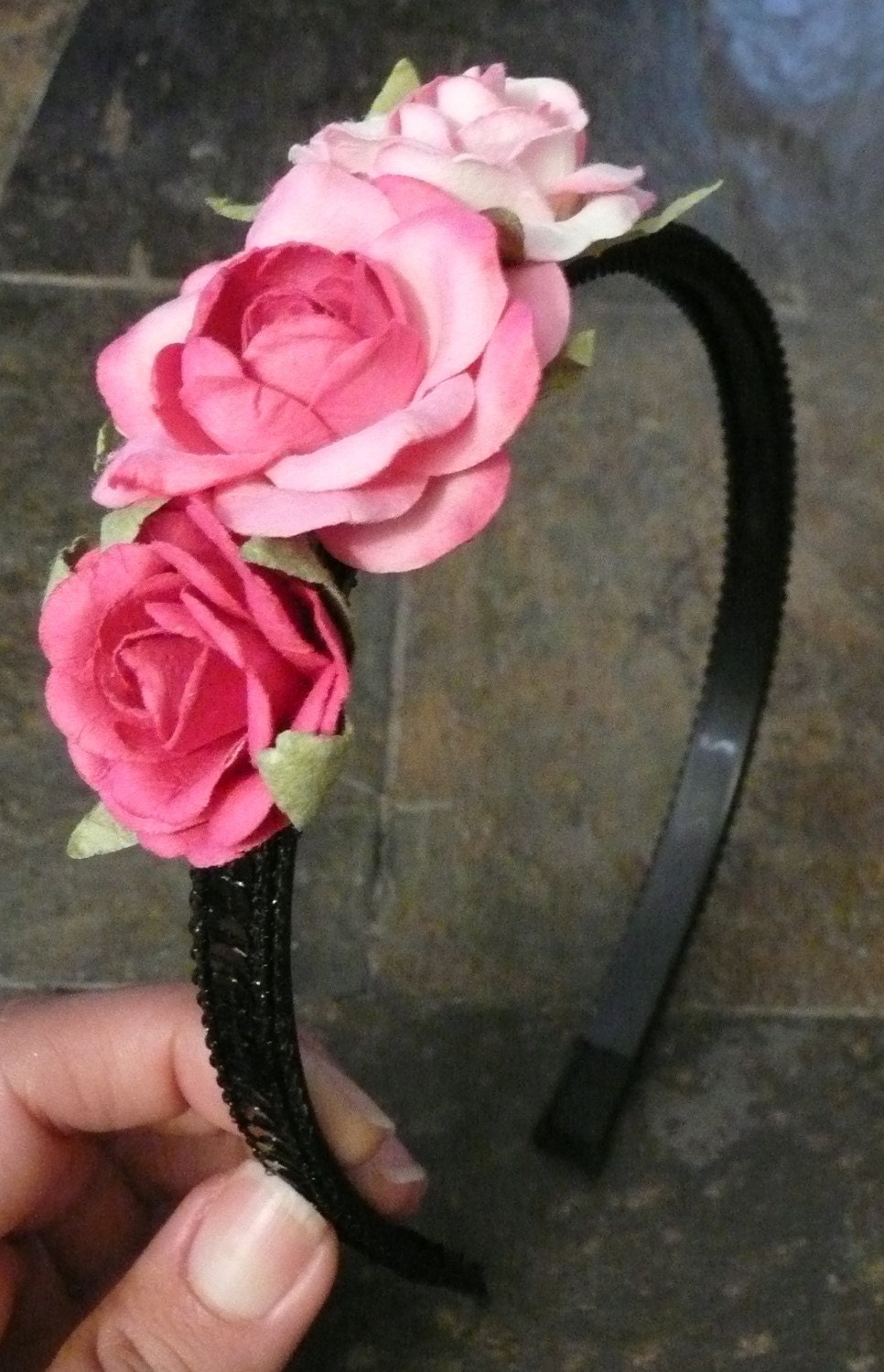 Ashley: 3 Paper Roses on a Black Sequined Headband - Free Worldwide Shipping