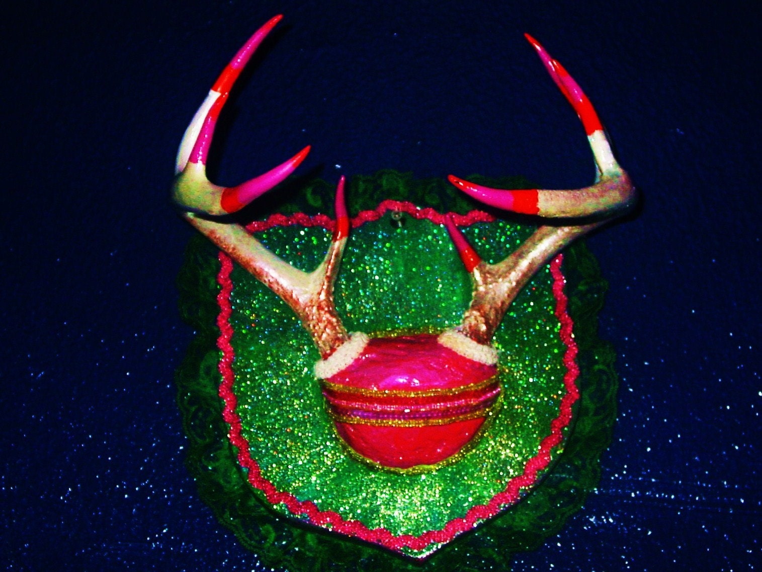 Recycled  vintage deer horns hat rack by  C. Reinke