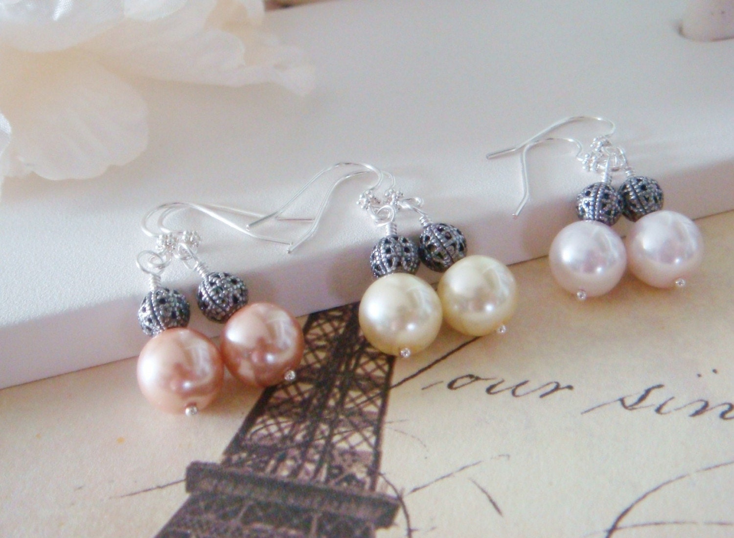 Pastel Pearl earrings in silver