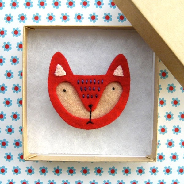 Red Fox - felt brooch