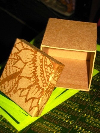 Mehndi henna tattoo box natural jewelry box odds and ends box. From faeriehira
