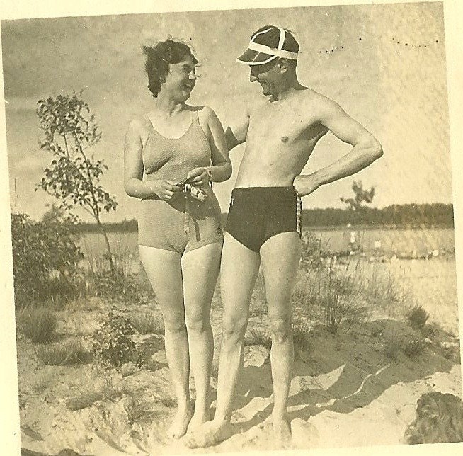 black and white photography lovers. Vintage Photo - Lover#39;s Beach