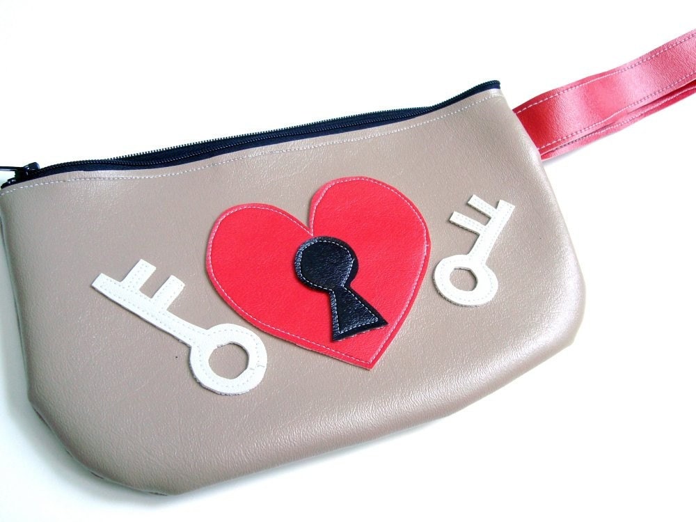 SALE The Key to my Heart Tattoo Flash Vinyl Clutch. From inhope