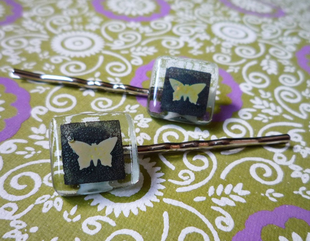 Two fused glass bobby pins 