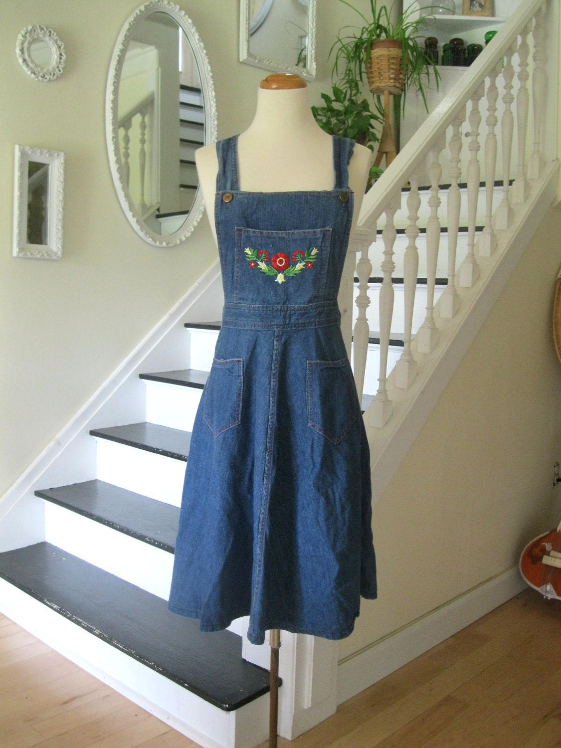 Vintage 70s denim overall jumper dress with embroidered flowers(sm-med)