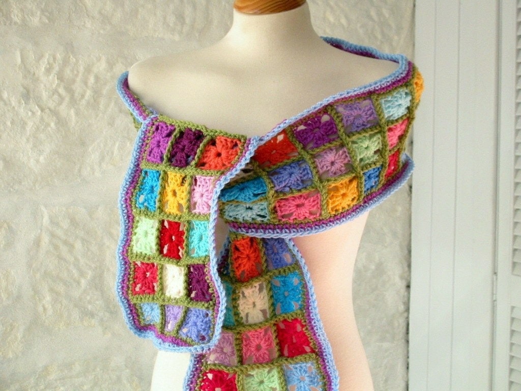 Retro Multi Coloured Magic Tiny Bijou Granny Squares Crochet Scarf Wrap