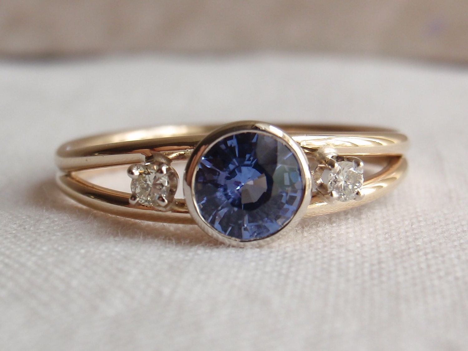 Blue Sapphire 14k Yellow Gold Ring Natural Fancy Lavender