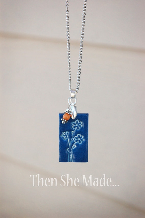 Blue Floral Pendant Necklace