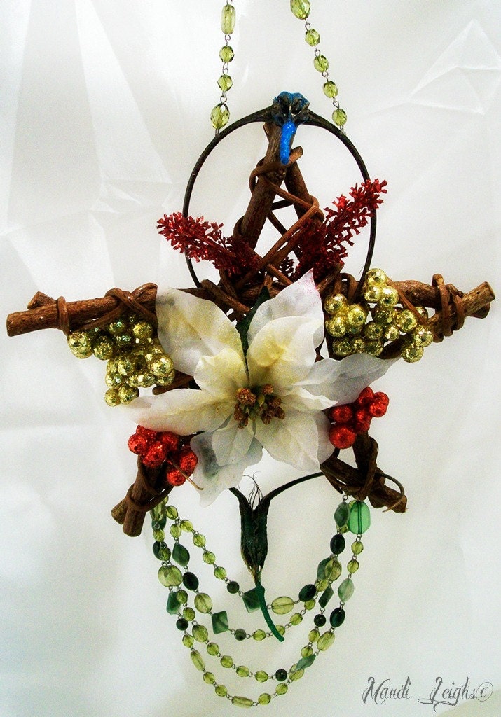 Christmas, and Yule Holiday Star Floral Willow Wreath