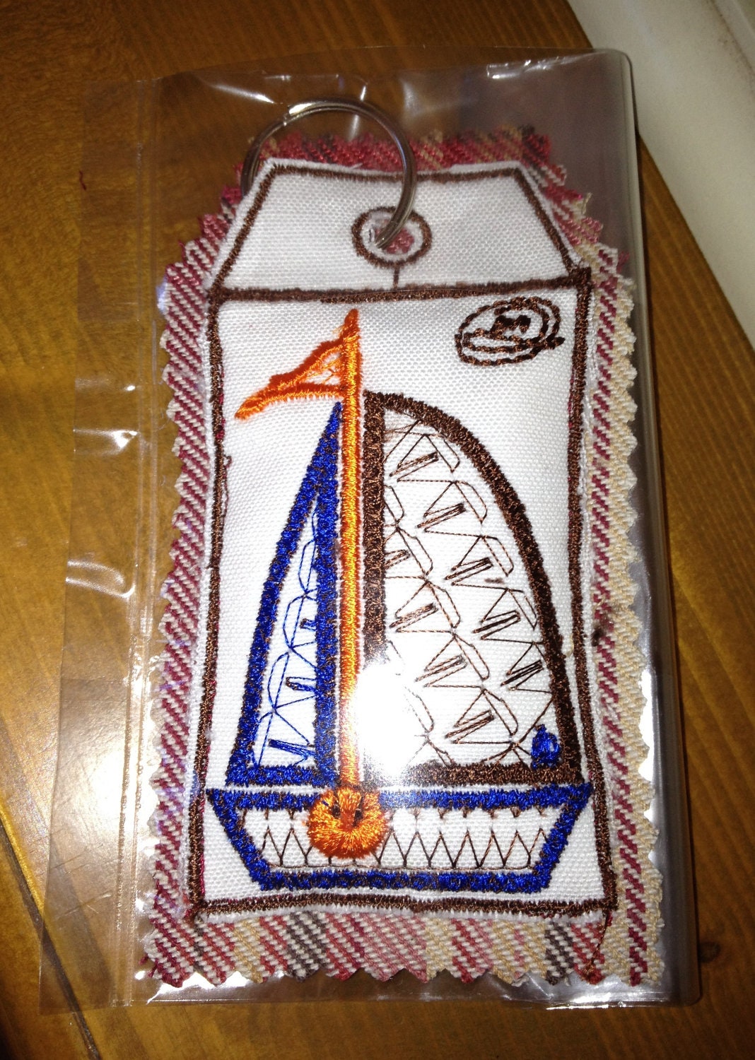 key Ring - Organic Lentil & Whole Clove Fragrance - Embroidery Sailing Boat