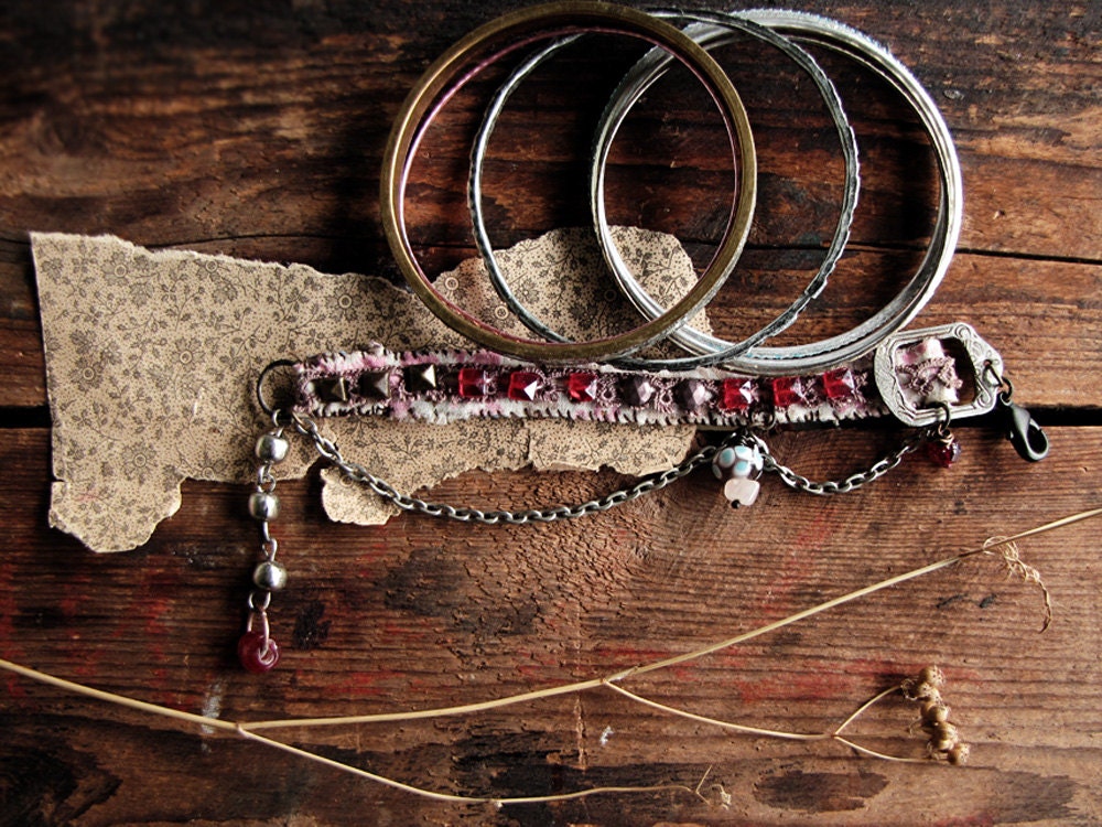 firelight - slim vintge textile cuff - vintage bangles - stacked bracelet set