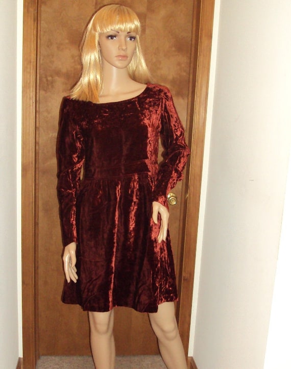 Hugo Buscati Collection Dress / Vintage Baby Doll / Red Crushed Velvet / Mod / Party Dress