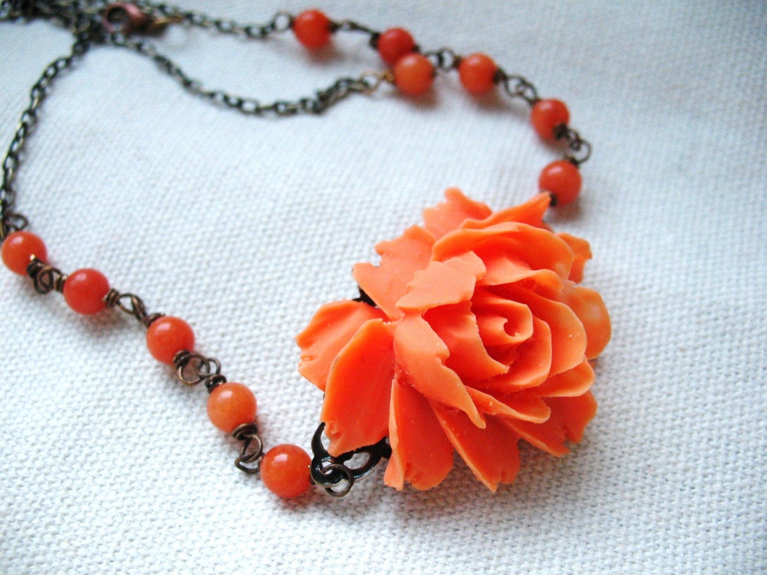 BellaBlu designs: Floral necklaces