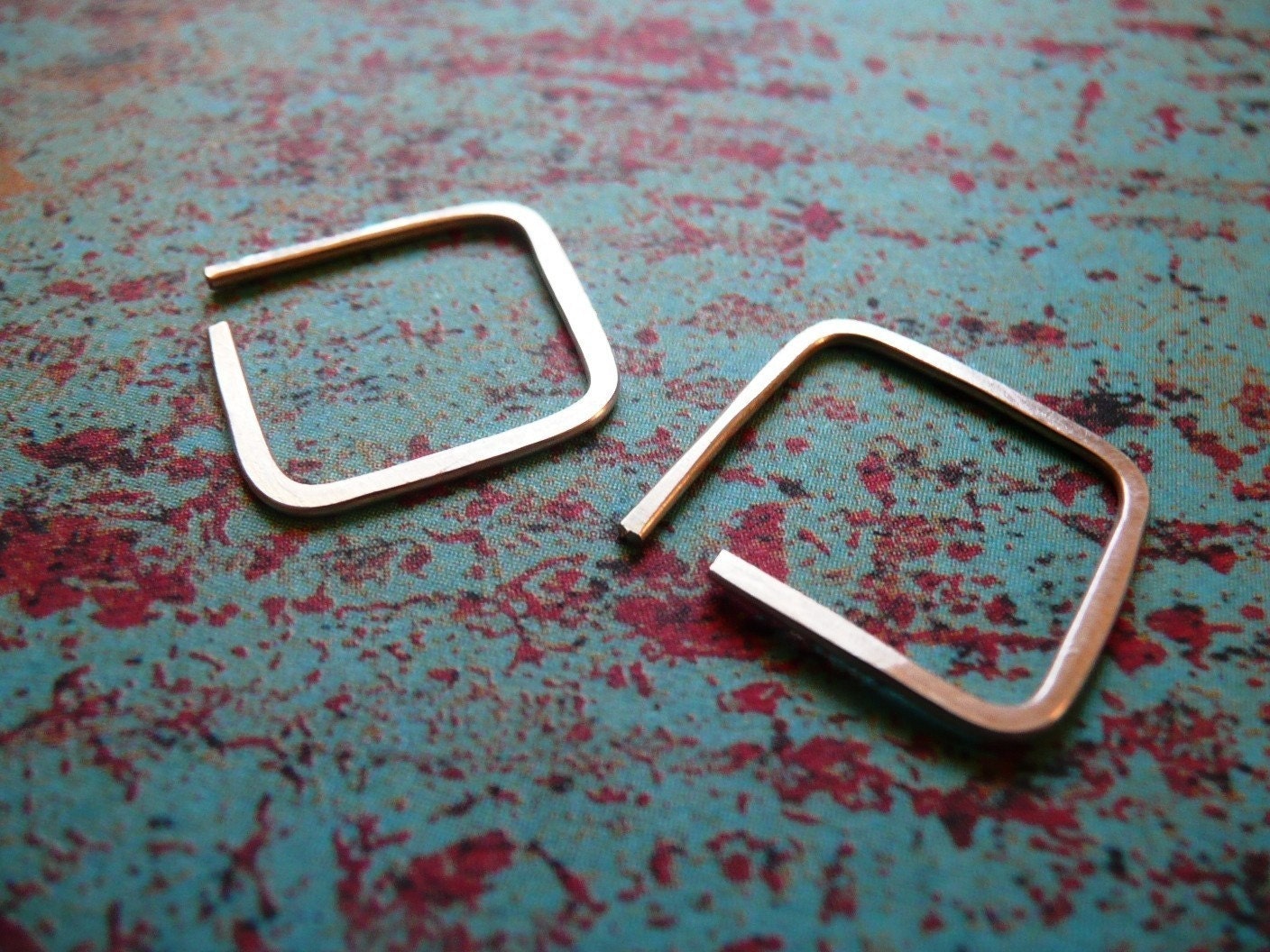 Steph Chows – Giving away 2 pairs of my little square hoop earrings…