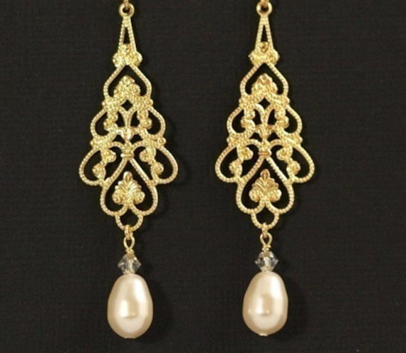Parfait Bridal Earrings -- Gold Filigree and Swarovski Crystals Pearls