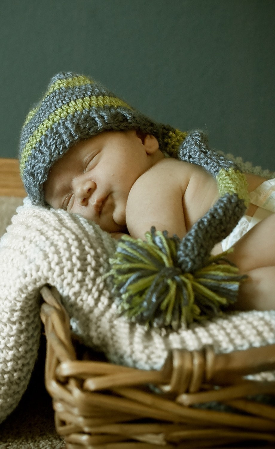 I Live on a Farm: Emily Baby Hat Free Knitting Pattern
